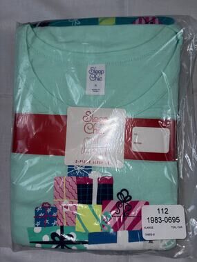 Sleep Chic Christmas Pajama Set Women’s Size L NWT